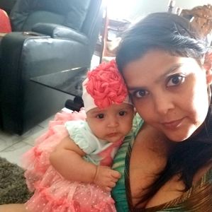 Meet your Posher, Alma